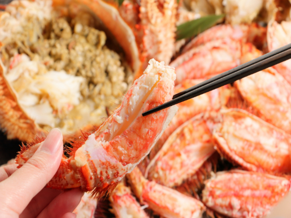 Moist -made crunchy wakame rice shrimp from Kagawa Prefecture