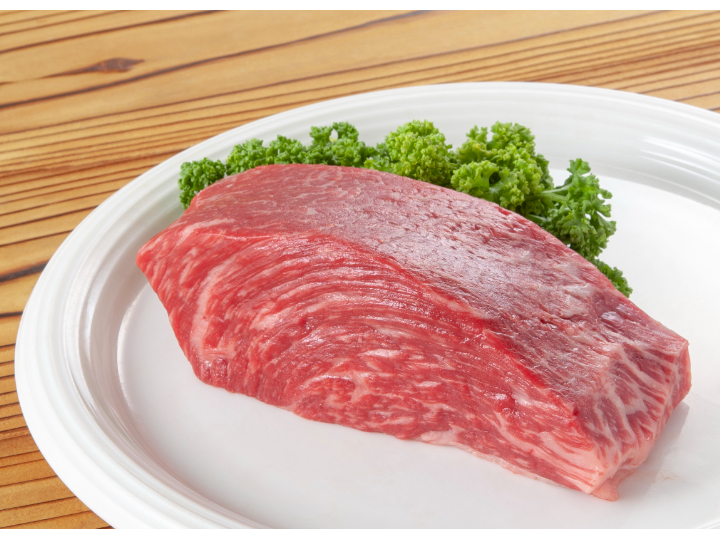 Black beef comomo from Kagoshima Prefecture (unemployed fattening)