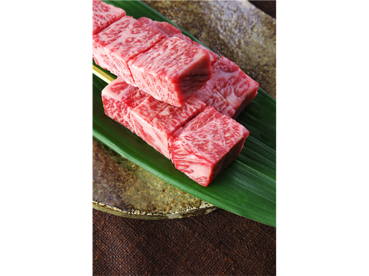 Kobe beef shoulder loin 50g (50 per case)