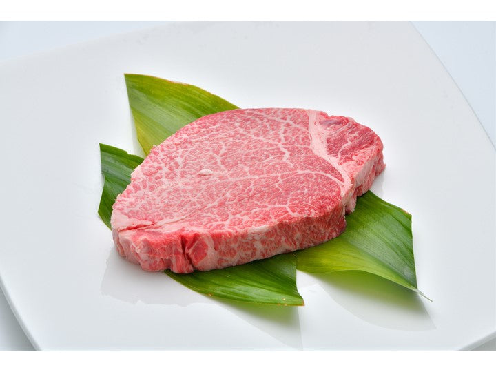 Kagoshima Prefecture Kuroge Wagyu 5 grade fin meat (around 8 kg)